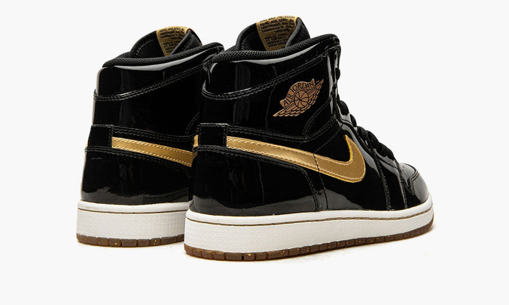 Air Jordan 1 Retro High OG Black/Metallic Gold