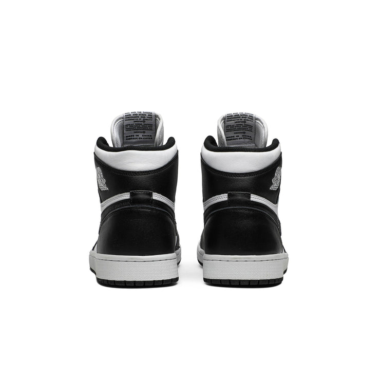 Air Jordan 1 Retro High OG Black/White 555088-010