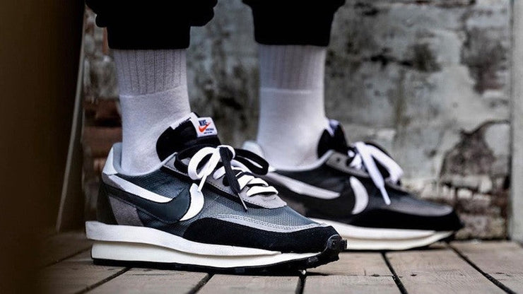 Nike LDWaffle x Sacai Black